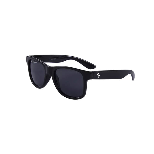 SUNGLASSES - CLASSIC BLACK